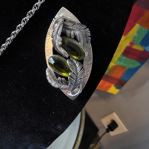 Demi parure Vintage Elegant Silver & Green Whiting and Davis 3 Piece Jewelry Set - Picture 5 of 9